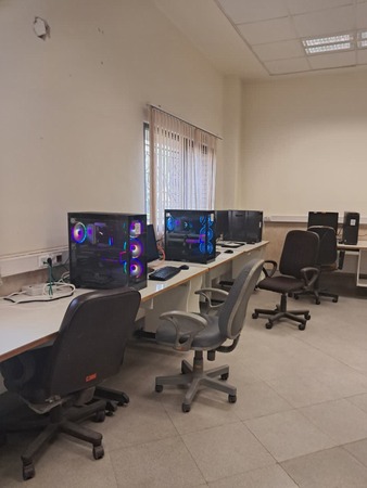 آزمایشگاه محاسبات